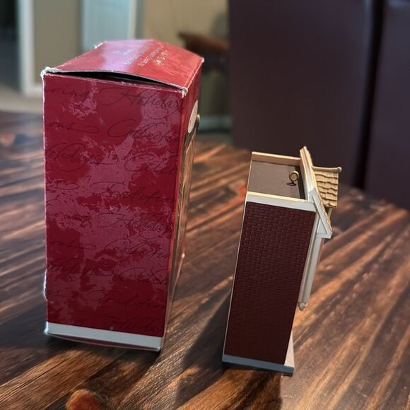 1998 Hallmark Grocery Store Nostalgic Houses & Shops Ornament #15 in Series - Picture 7 of 9